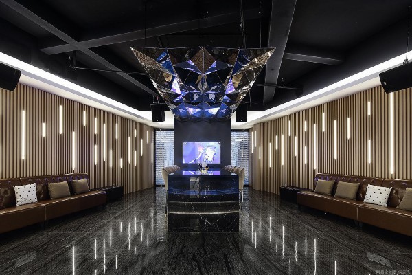 重庆男性养生秘籍：头部按摩，轻松解压，焕发活力！